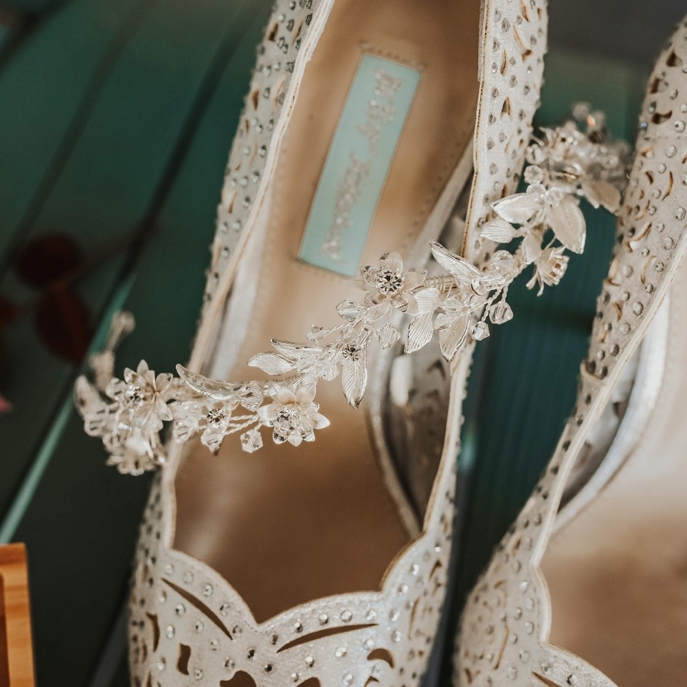 USABride Flower Crystal Headband, Silver